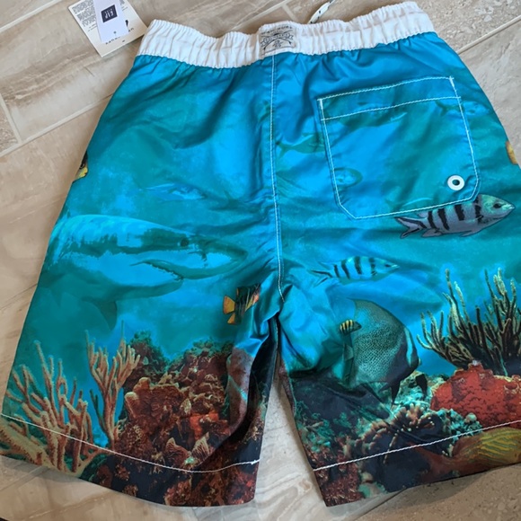 Gap kids boys swim trunks size medium (8) - Picture 4 of 4